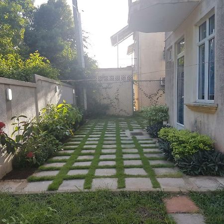 Vila Filles Des Iles Mont-Choisy Exteriér fotografie